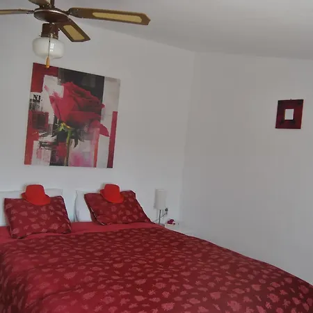 Bed & Breakfast Riaflora *
